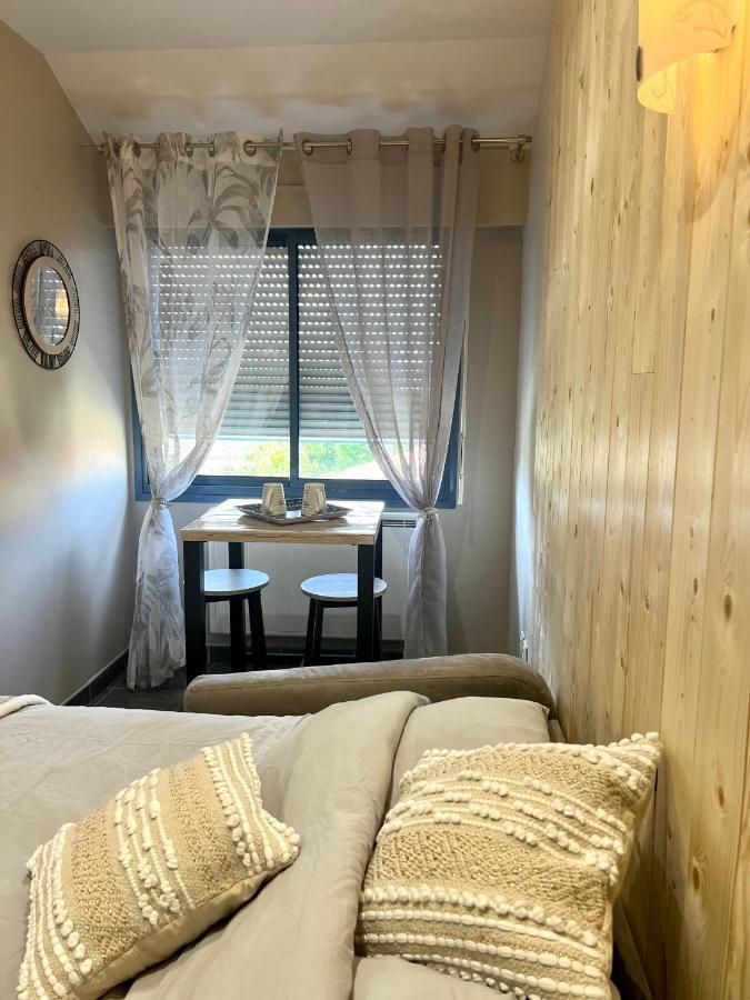 Appart Hotel Cozy Proche Centre, Parking Montbeliard Exterior photo